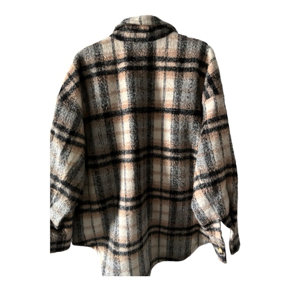 NWT Good American Plaid Shacket in Neutral - Picture 4 of 7
